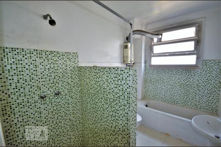 Apartamento para alugar com 120m², 3 quartos e sem vagaBanheiro