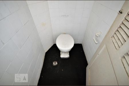 Apartamento para alugar com 120m², 3 quartos e sem vagaBanheiro de Serviço
