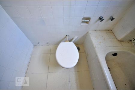 Apartamento para alugar com 120m², 3 quartos e sem vagaBanheiro