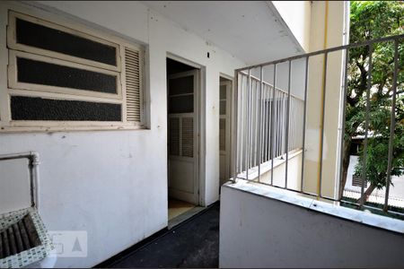 Apartamento para alugar com 120m², 3 quartos e sem vagaÁrea de Serviço