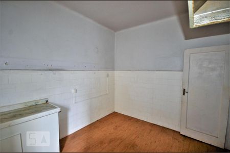 Apartamento para alugar com 120m², 3 quartos e sem vagaCozinha