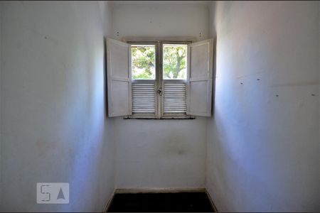 Apartamento para alugar com 120m², 3 quartos e sem vagaQuarto de Serviço
