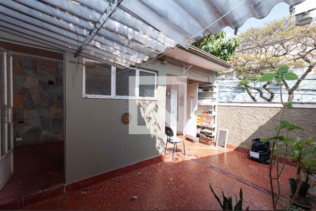 Casa para alugar com 105m², 3 quartos e sem vagaQuintal