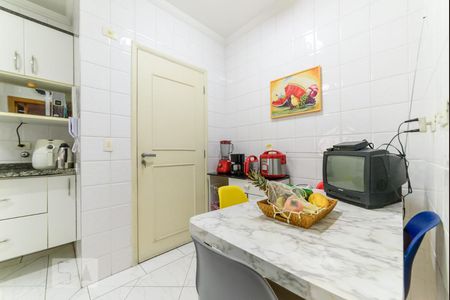 Apartamento à venda com 98m², 3 quartos e 2 vagasCozinha