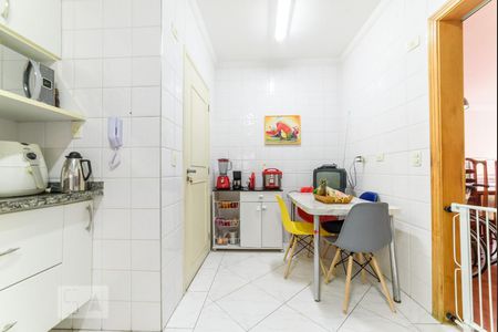 Apartamento à venda com 98m², 3 quartos e 2 vagasCozinha