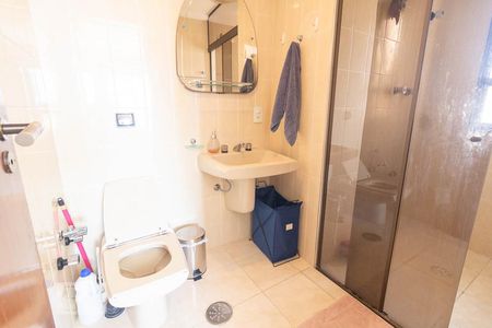 Apartamento à venda com 133m², 3 quartos e 3 vagas Apartamento à venda com 133m², 3 quartos e 3 vagasBanheiro da Suíte 1