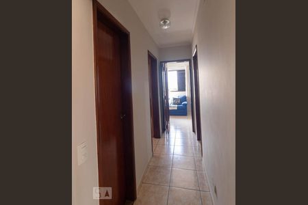 Corredor  de apartamento à venda com 3 quartos, 133m² em Parque das Nações, Santo André