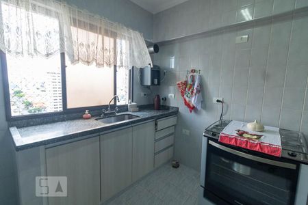 Apartamento à venda com 133m², 3 quartos e 3 vagas Apartamento à venda com 133m², 3 quartos e 3 vagasCozinha