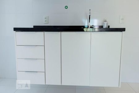 Cozinha de apartamento para alugar com 2 quartos, 70m² em Liberdade, São Paulo
