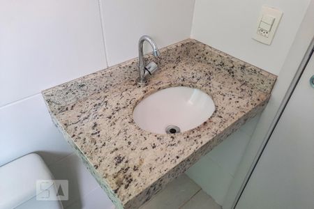 Apartamento à venda com 62m², 3 quartos e 1 vaga Apartamento à venda com 62m², 3 quartos e 1 vagaBanheiro da Suíte