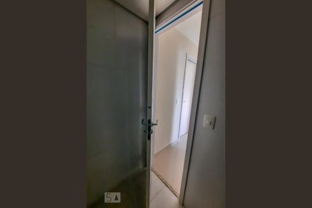 Apartamento à venda com 62m², 3 quartos e 1 vaga Apartamento à venda com 62m², 3 quartos e 1 vagaBanheiro Social