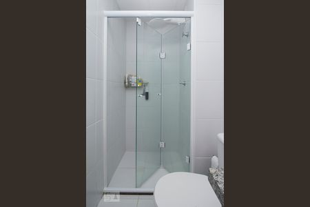 Apartamento à venda com 33m², 1 quarto e sem vaga Apartamento à venda com 33m², 1 quarto e sem vagaDetalhe banheiro