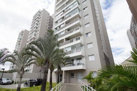 Apartamento à venda com 33m², 1 quarto e sem vaga Apartamento à venda com 33m², 1 quarto e sem vagaFachada