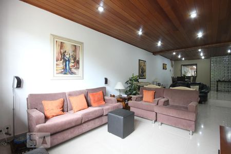 Sala de casa à venda com 3 quartos, 204m² em Jardim da Glória, São Paulo