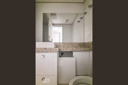 Apartamento à venda com 57m², 2 quartos e 1 vaga Apartamento à venda com 57m², 2 quartos e 1 vagaBanheiro Social