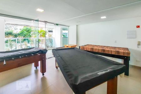 Apartamento à venda com 57m², 2 quartos e 1 vaga Apartamento à venda com 57m², 2 quartos e 1 vagaSalão de jogos
