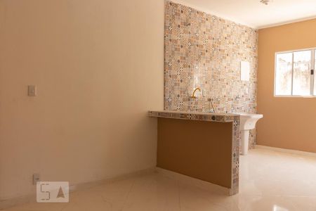 Sala/Cozinha de casa de condomínio para alugar com 2 quartos, 60m² em Jardim Nadir, São Paulo