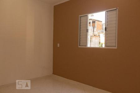 Quarto 1 de casa de condomínio para alugar com 2 quartos, 60m² em Jardim Nadir, São Paulo