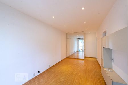 Sala de apartamento para alugar com 2 quartos, 72m² em Gávea, Rio de Janeiro