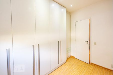 Quarto 1 de apartamento para alugar com 2 quartos, 72m² em Gávea, Rio de Janeiro