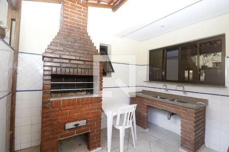 Apartamento à venda com 100m², 3 quartos e sem vagaÁrea comum - Churrasqueira