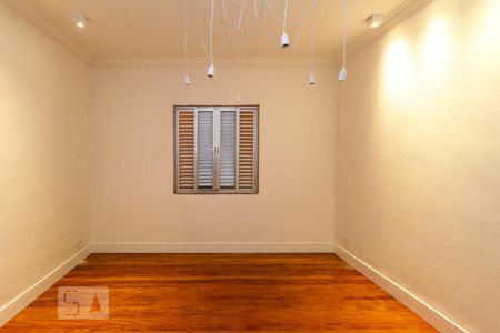 Sala de casa para alugar com 2 quartos, 140m² em Penha de França, São Paulo