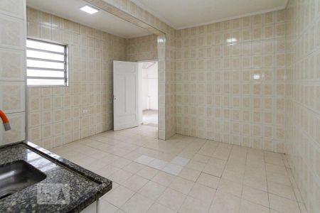 cozinha de casa para alugar com 2 quartos, 140m² em Penha de França, São Paulo