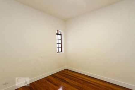 Quarto de casa para alugar com 2 quartos, 140m² em Penha de França, São Paulo