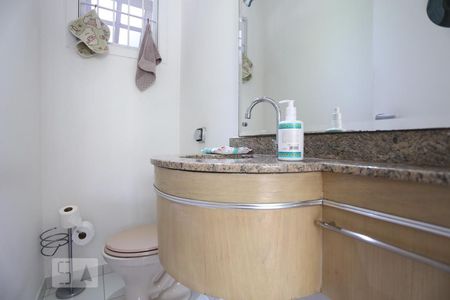 Casa de condomínio à venda com 90m², 3 quartos e 2 vagasLavabo