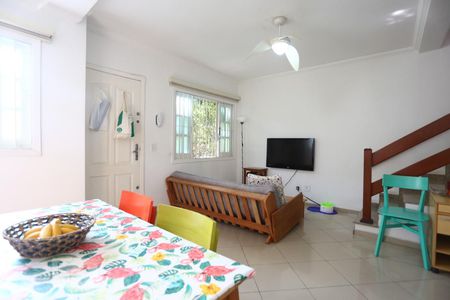 Sala de casa de condomínio à venda com 3 quartos, 90m² em Vila Gomes, São Paulo
