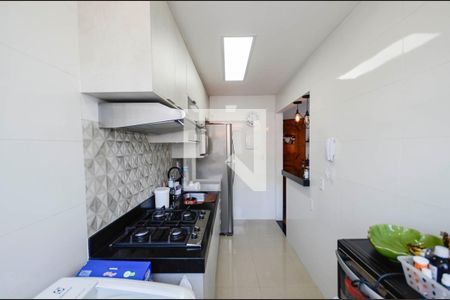 Apartamento à venda com 86m², 3 quartos e 1 vagaÁrea de Serviço