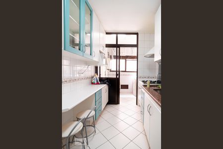 Apartamento à venda com 86m², 3 quartos e 3 vagas Apartamento à venda com 86m², 3 quartos e 3 vagasCozinha