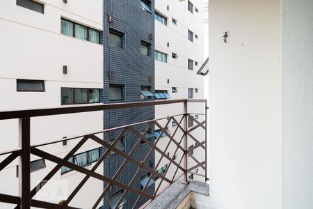 Apartamento à venda com 86m², 3 quartos e 3 vagas Apartamento à venda com 86m², 3 quartos e 3 vagasVaranda