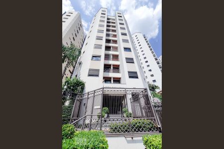 Apartamento à venda com 86m², 3 quartos e 3 vagas Apartamento à venda com 86m², 3 quartos e 3 vagasFachada