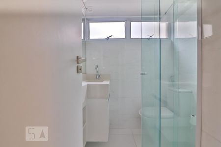 Apartamento à venda com 65m², 2 quartos e 1 vaga Apartamento à venda com 65m², 2 quartos e 1 vagaBanheiro