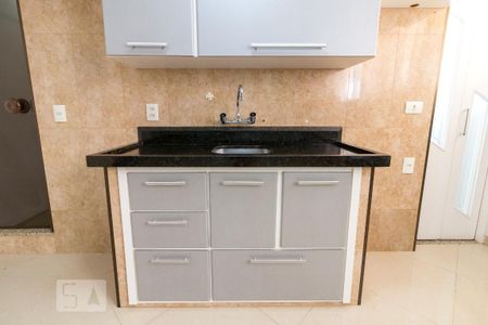 Cozinha - pia e gabinete de apartamento para alugar com 3 quartos, 64m² em Parque Cecap, Guarulhos