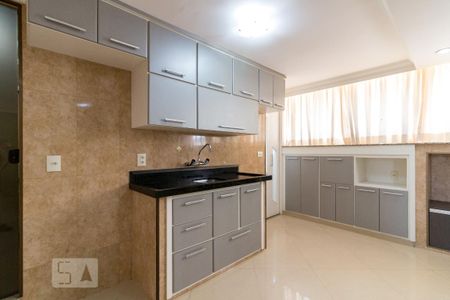 Cozinha de apartamento para alugar com 3 quartos, 64m² em Parque Cecap, Guarulhos