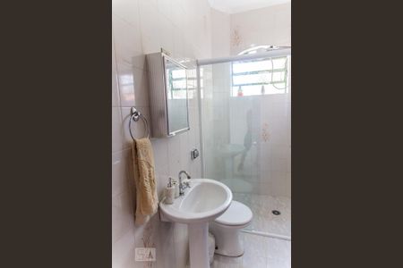 Casa para alugar com 390m², 3 quartos e 4 vagas Casa para alugar com 390m², 3 quartos e 4 vagasBanheiro