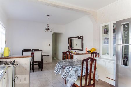 Casa para alugar com 390m², 3 quartos e 4 vagas Casa para alugar com 390m², 3 quartos e 4 vagasCozinha