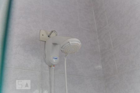 Casa para alugar com 390m², 3 quartos e 4 vagas Casa para alugar com 390m², 3 quartos e 4 vagasChuveiro