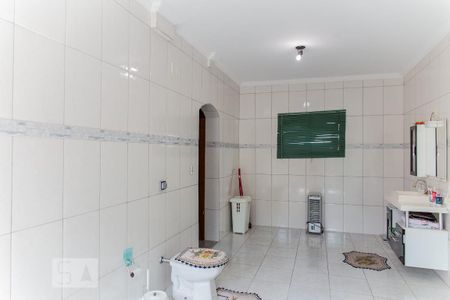 Casa para alugar com 390m², 3 quartos e 4 vagas Casa para alugar com 390m², 3 quartos e 4 vagasBanheiro da Suíte