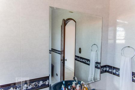 Casa para alugar com 390m², 3 quartos e 4 vagas Casa para alugar com 390m², 3 quartos e 4 vagasEspelho