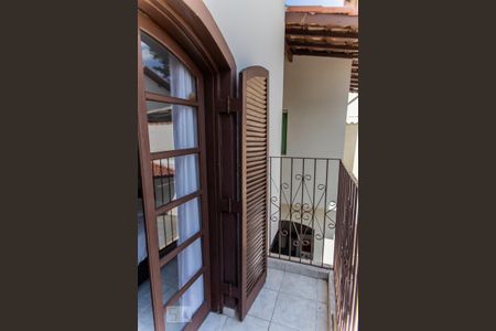 Casa para alugar com 390m², 3 quartos e 4 vagas Casa para alugar com 390m², 3 quartos e 4 vagasVaranda do Quarto 2