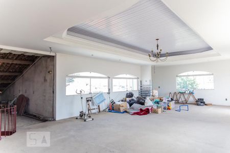 Casa para alugar com 390m², 3 quartos e 4 vagas Casa para alugar com 390m², 3 quartos e 4 vagasSalão