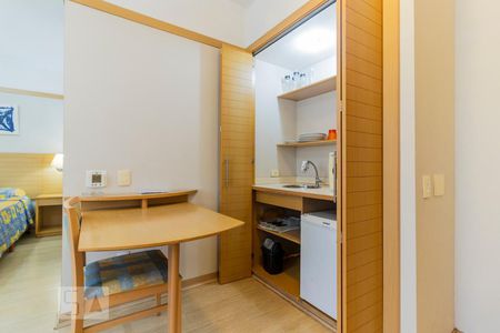 Apartamento à venda com 30m², 1 quarto e 1 vagaCozinha - Mesa