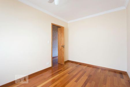 Casa à venda com 100m², 2 quartos e 2 vagasQuarto 2