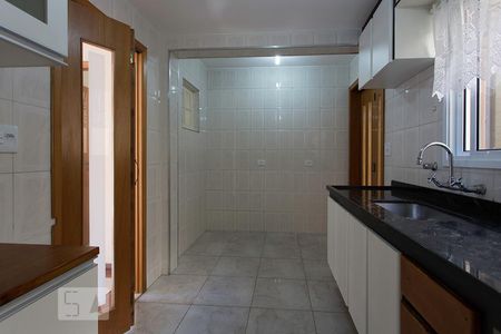 Casa à venda com 100m², 2 quartos e 2 vagasCozinha