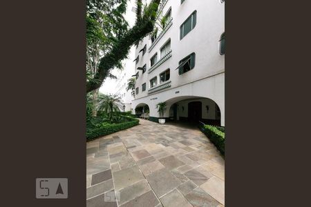 Apartamento para alugar com 74m², 2 quartos e 1 vagaFachada