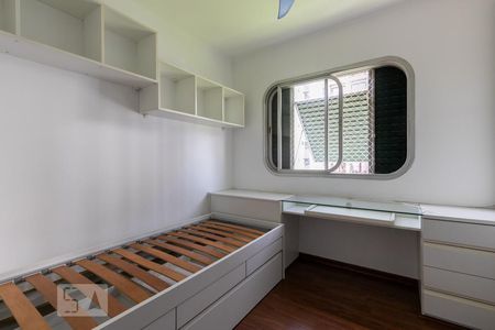 Quarto 1 de apartamento para alugar com 2 quartos, 74m² em Moema, São Paulo