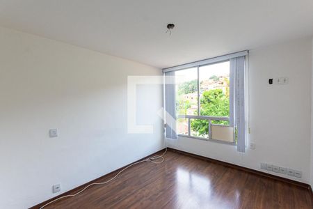 Apartamento à venda com 120m², 3 quartos e 1 vagaQuarto 2